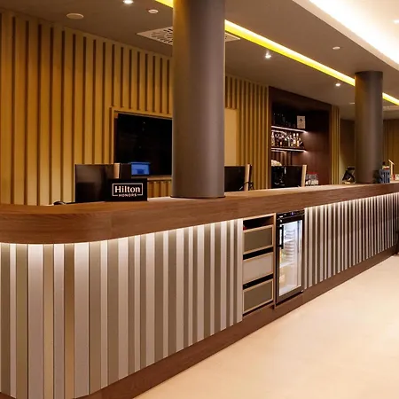 Hotel Hampton By Hilton Stuttgart Airport 3*