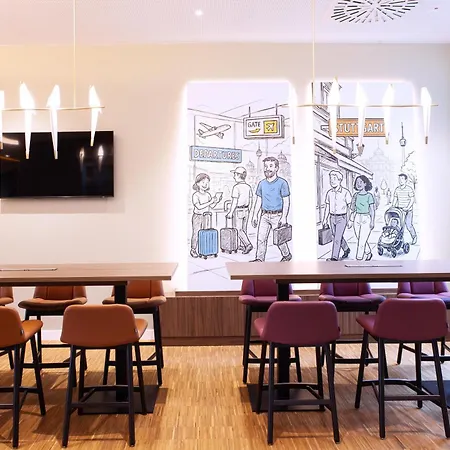 Hotel Hampton By Hilton Stuttgart Airport 3*