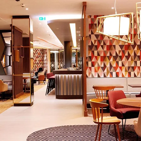 Hampton By Hilton Stuttgart Airport 3*