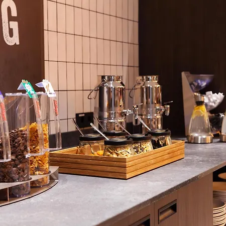 Hampton By Hilton Stuttgart Airport 3*