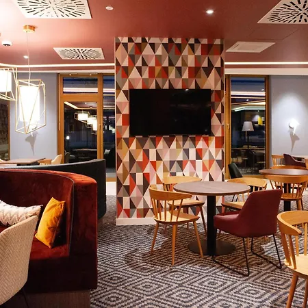 Hampton By Hilton Stuttgart Airport Hotel 3*