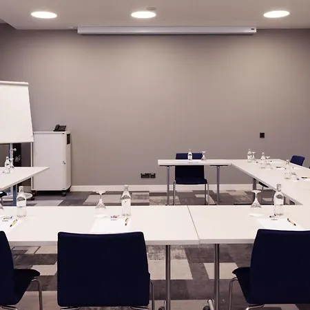 Hampton By Hilton Stuttgart Airport Hotel